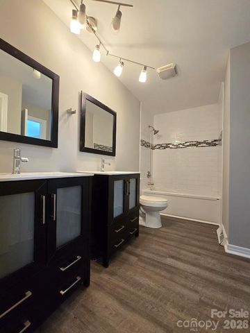 1708 Caromar Place NW, Concord, NC 28027