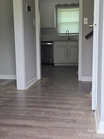 1708 Caromar Place NW, Concord, NC 28027