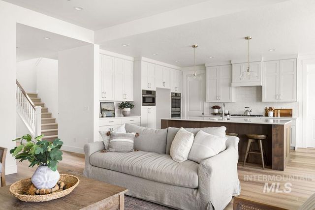 2635 E Cavern Dr., Meridian, ID 83642