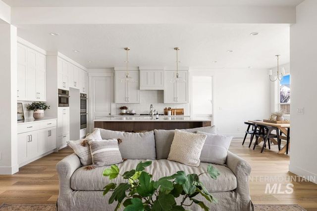 2635 E Cavern Dr., Meridian, ID 83642