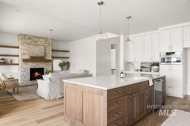 2635 E Cavern Dr., Meridian, ID 83642