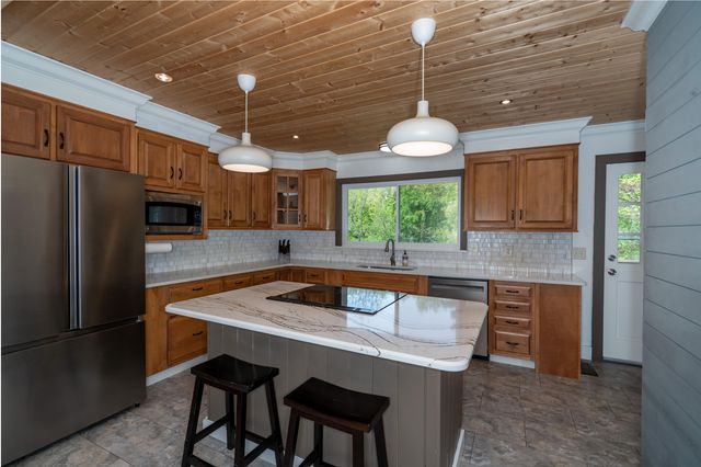 3909 Forest Highland Drive, Chattanooga, TN 37415