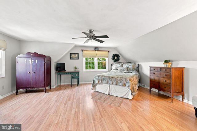 205 ARMSTEAD CT, Downingtown, PA 19335