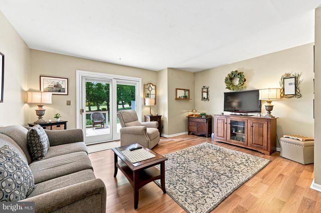 205 ARMSTEAD CT, Downingtown, PA 19335