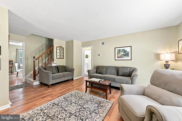 205 ARMSTEAD CT, Downingtown, PA 19335