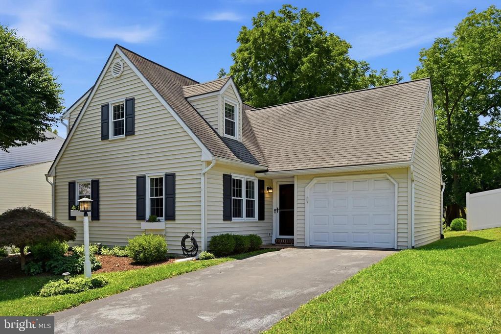 205 ARMSTEAD CT, Downingtown, PA 19335
