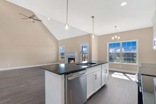 2641 Remington Trce, Clarksville, TN 37043