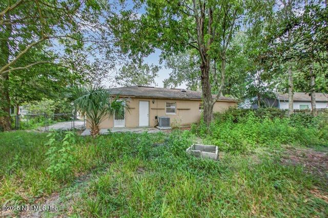 761 TRAMBLEY Drive E, Jacksonville, FL 32221