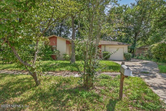 761 TRAMBLEY Drive E, Jacksonville, FL 32221
