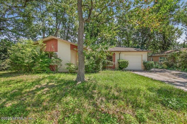 761 TRAMBLEY Drive E, Jacksonville, FL 32221