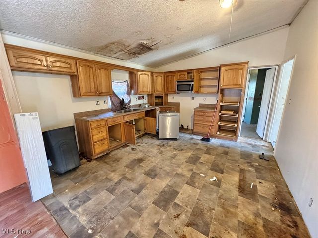 669 Baker Street, Harrisville, WV 26362