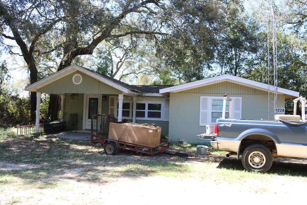 922 Mcfarlan Avenue A, Fort Walton Beach, FL 32547