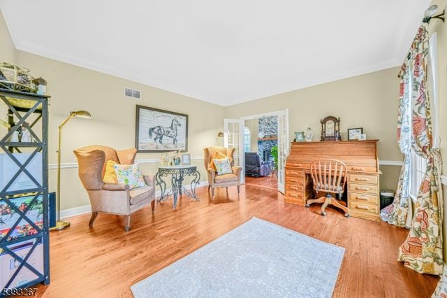 8 Hemingway Dr, Alexandria Twp., NJ 08848