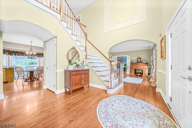 8 Hemingway Dr, Alexandria Twp., NJ 08848