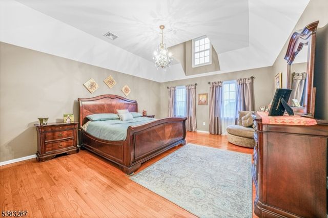 8 Hemingway Dr, Alexandria Twp., NJ 08848
