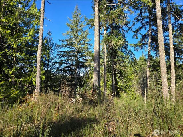 2 xxx Sand Dollar Road W, Bremerton, WA 98312