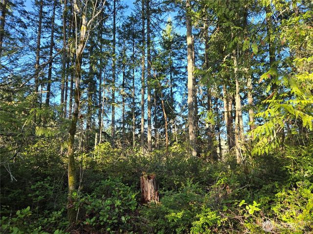 2 xxx Sand Dollar Road W, Bremerton, WA 98312