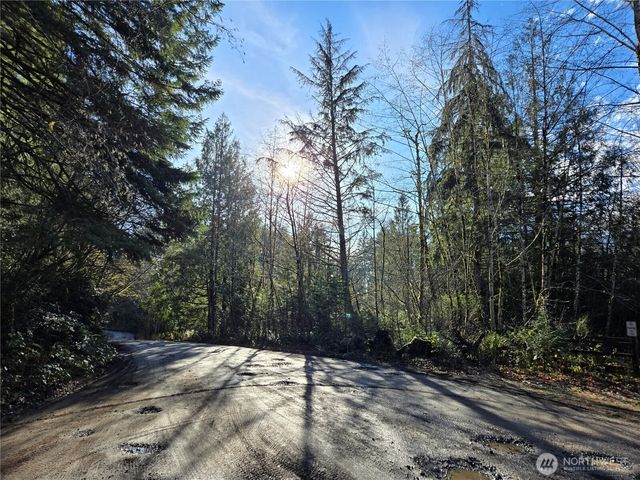 2 xxx Sand Dollar Road W, Bremerton, WA 98312