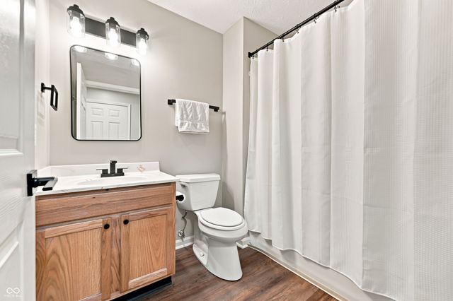 3924 Gray Pond Court, Indianapolis, IN 46237