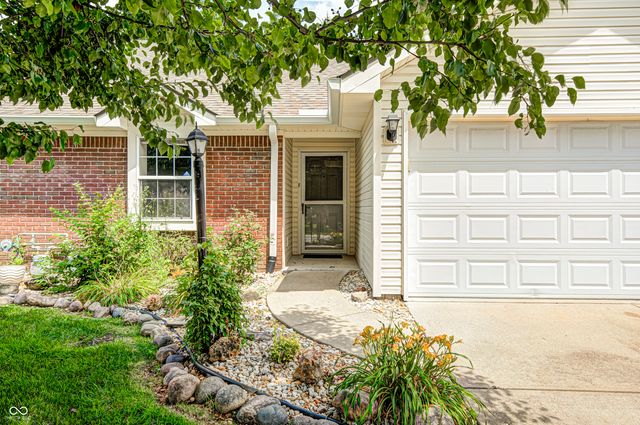 3924 Gray Pond Court, Indianapolis, IN 46237