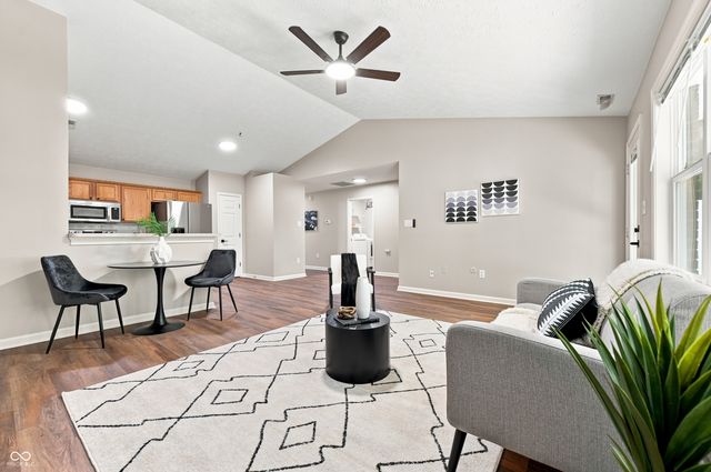 3924 Gray Pond Court, Indianapolis, IN 46237