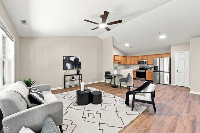 3924 Gray Pond Court, Indianapolis, IN 46237