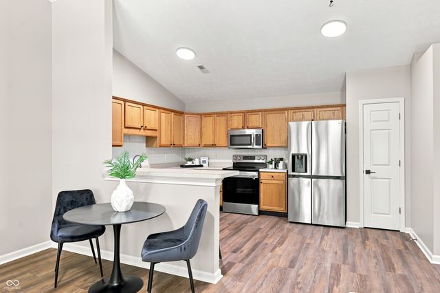 3924 Gray Pond Court, Indianapolis, IN 46237