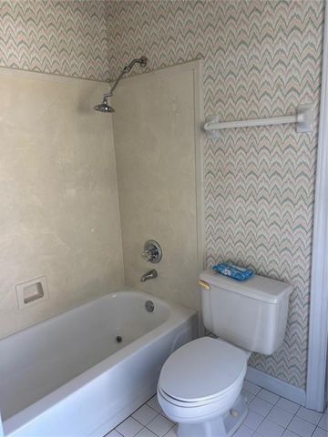 6108 Sturbridge Drive, Mobile, AL 36609