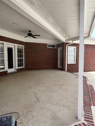 6108 Sturbridge Drive, Mobile, AL 36609