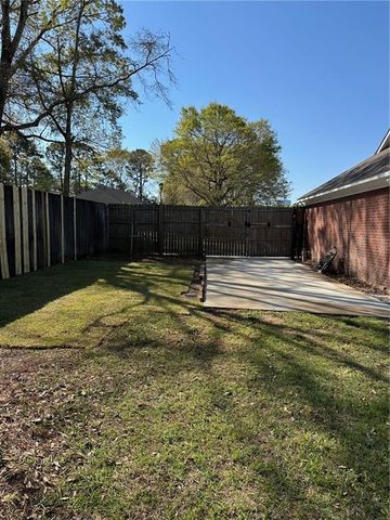 6108 Sturbridge Drive, Mobile, AL 36609