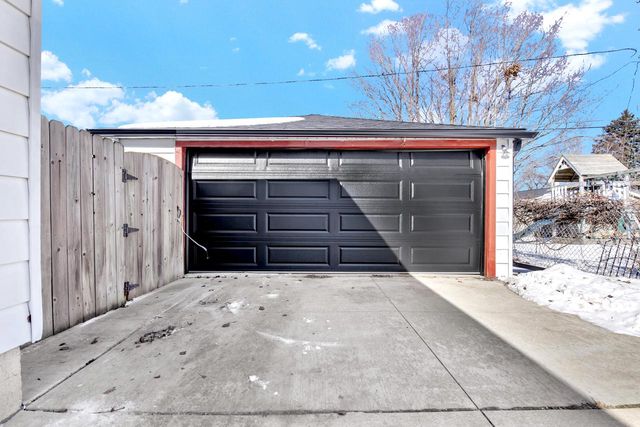 3124 Windsor DRIVE, Racine, WI 53404