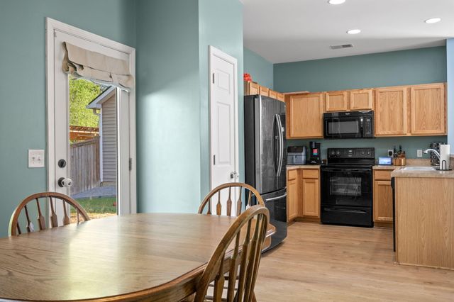 1686 Eider Down Drive, Summerville, SC 29483