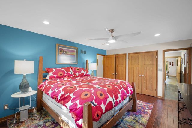 W74N755 Spruce AVENUE, Cedarburg, WI 53012