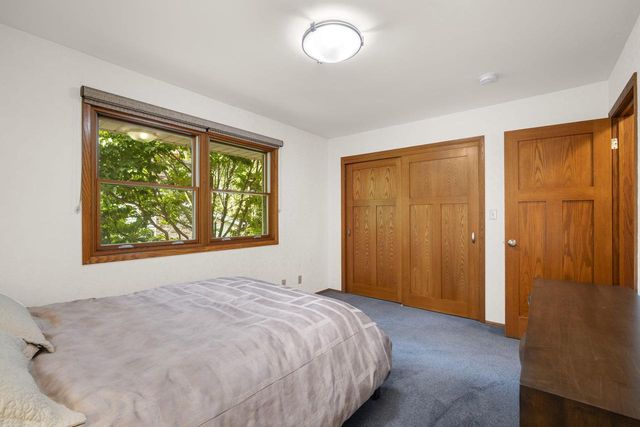 W74N755 Spruce AVENUE, Cedarburg, WI 53012