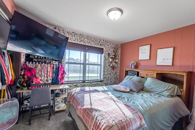 792 PINEDALE LANE, Kronenwetter, WI 54455