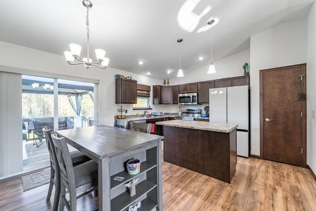 792 PINEDALE LANE, Kronenwetter, WI 54455