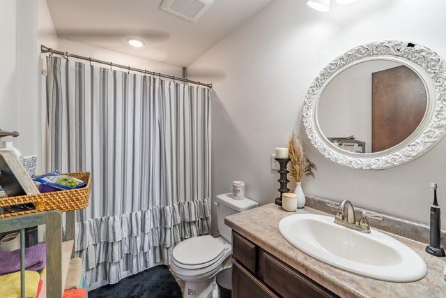 792 PINEDALE LANE, Kronenwetter, WI 54455