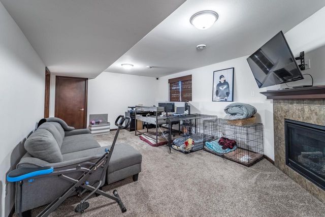 792 PINEDALE LANE, Kronenwetter, WI 54455