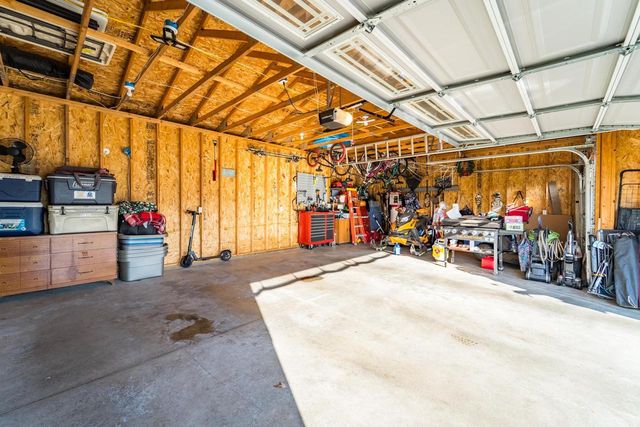 792 PINEDALE LANE, Kronenwetter, WI 54455