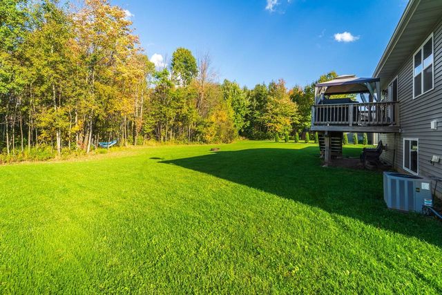 792 PINEDALE LANE, Kronenwetter, WI 54455