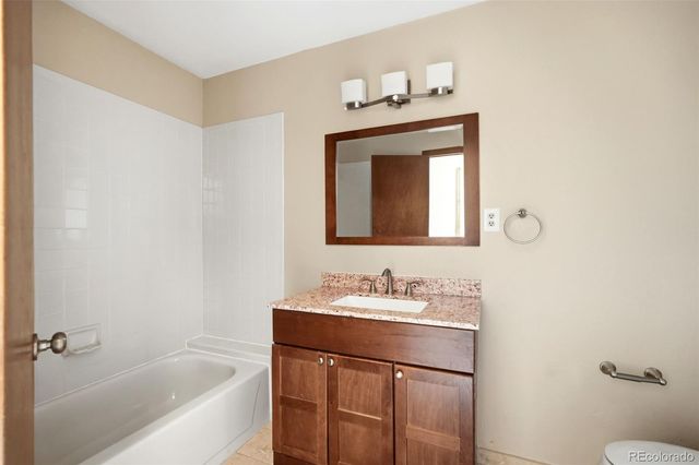 4228 S Granby Court E, Aurora, CO 80014