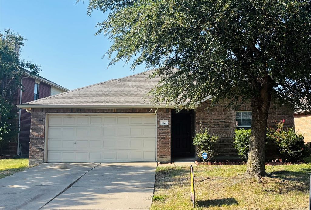 1521 Breeze Lane, Little Elm, TX 75068