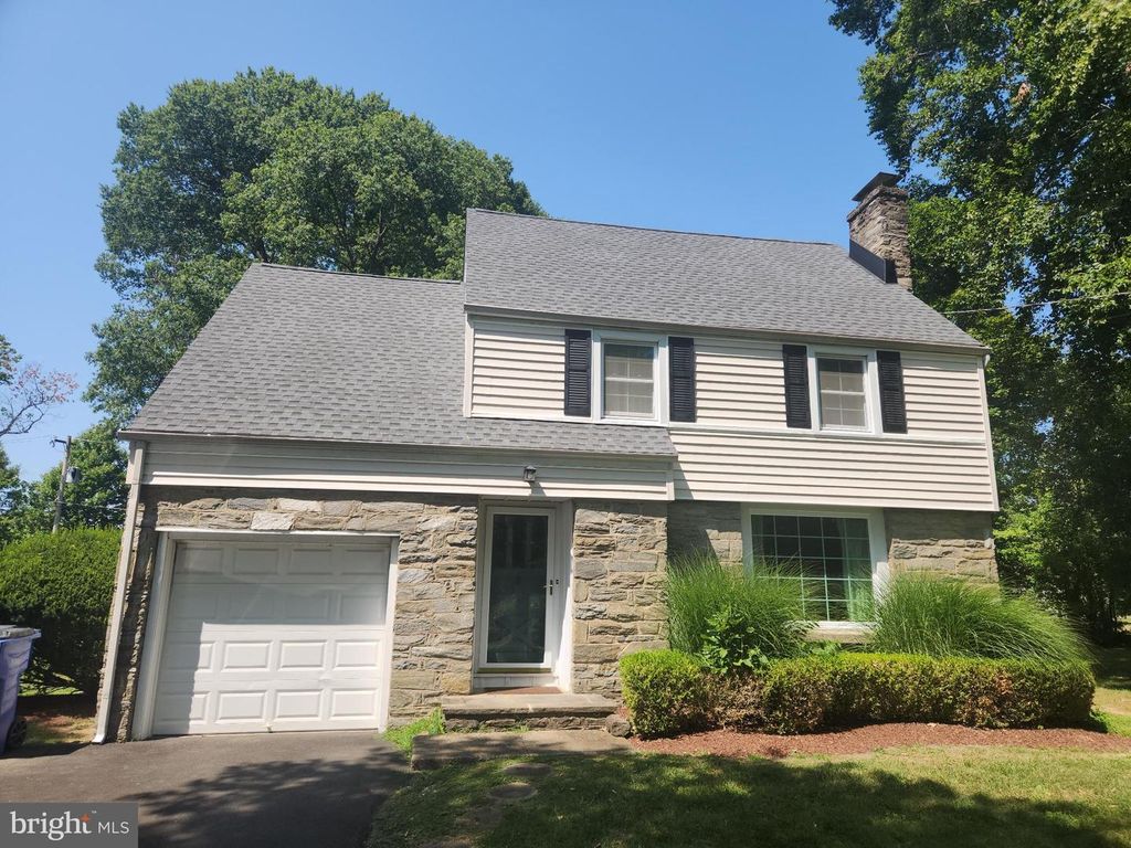 61 N HOMESTEAD DR, Yardley, PA 19067
