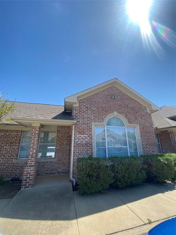 2840 Keller Springs Road 1102, Carrollton, TX 75006