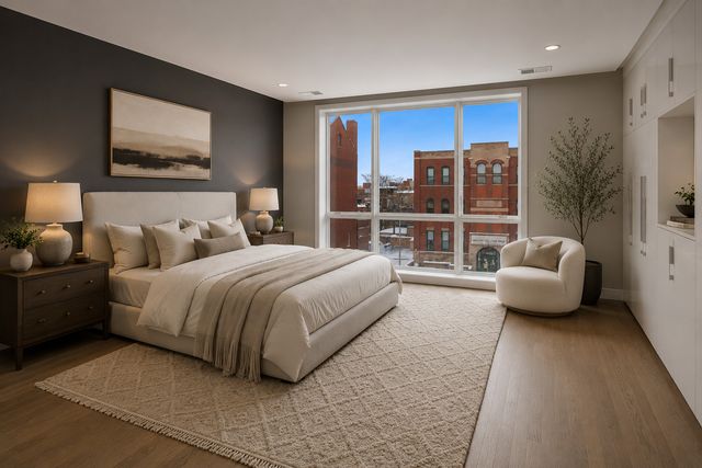 1455 W Superior Street 2E, Chicago, IL 60642