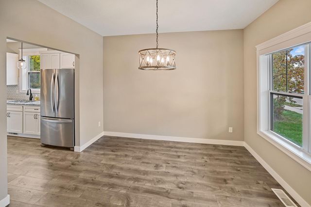 316 Prairie Way S, Bayport, MN 55003
