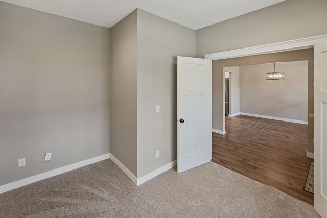 316 Prairie Way S, Bayport, MN 55003