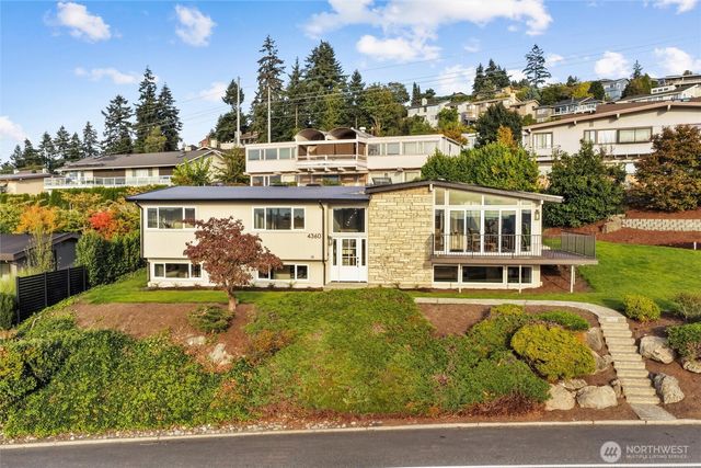 4360 Somerset Boulevard SE, Bellevue, WA 98006