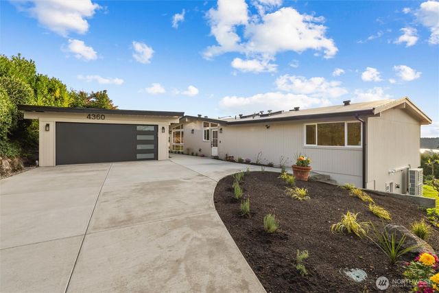 4360 Somerset Boulevard SE, Bellevue, WA 98006
