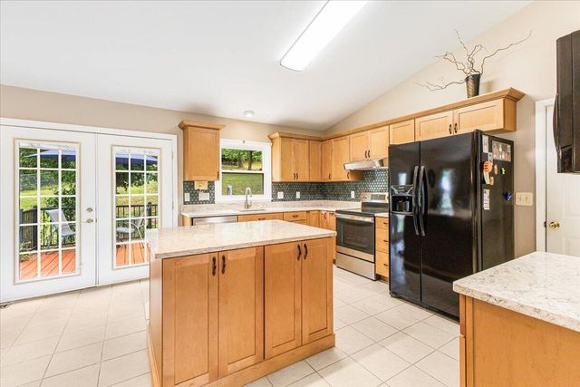 5145 Jonathan LN, Roanoke, VA 24019